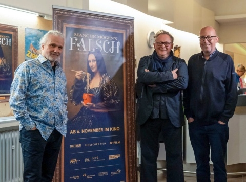 PremierenHeader.jpg